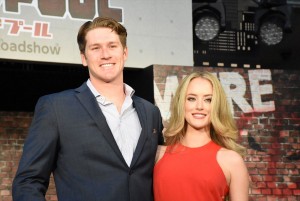 『デッドプール』公開直前プレミアイベントに登壇したマイルズ・マイコラス選手＆ローレン