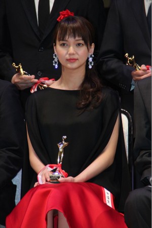 第25回日本映画批評家大賞実写部門授賞式に登壇した多部未華子
