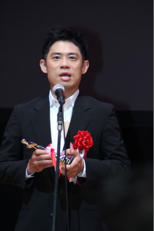 第25回日本映画批評家大賞実写部門授賞式に登壇した伊藤淳史