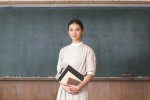武井咲、夏目雅子が演じた美人教師を再演