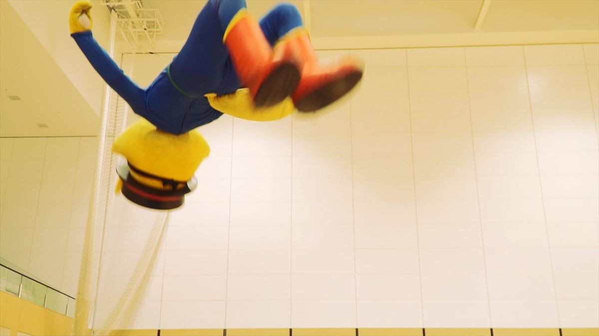 『かいけつゾロリ』バク宙にダンク披露　実写ムービーでアクションスター宣言!?