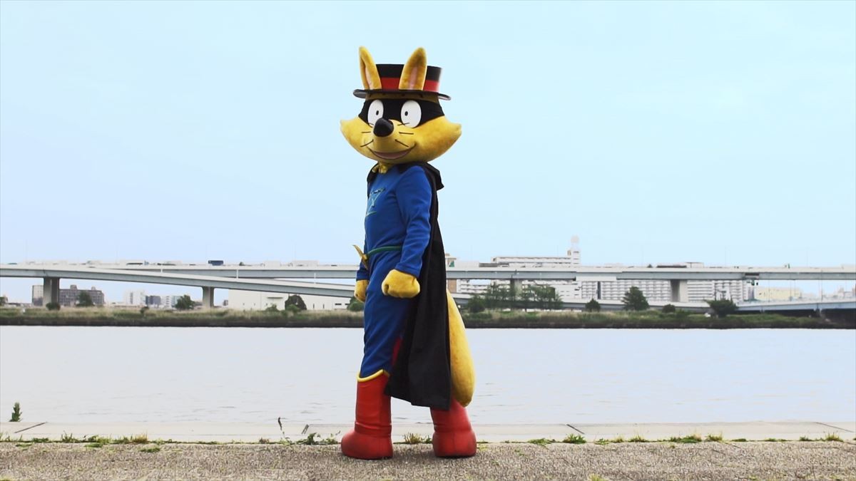 『かいけつゾロリ』バク宙にダンク披露　実写ムービーでアクションスター宣言!?