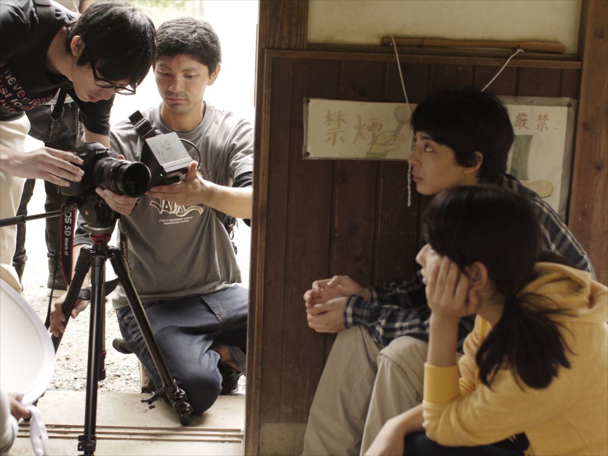 高杉真宙、切ないラブストーリーで主演　『オモコー』演技に監督「一目ぼれ」