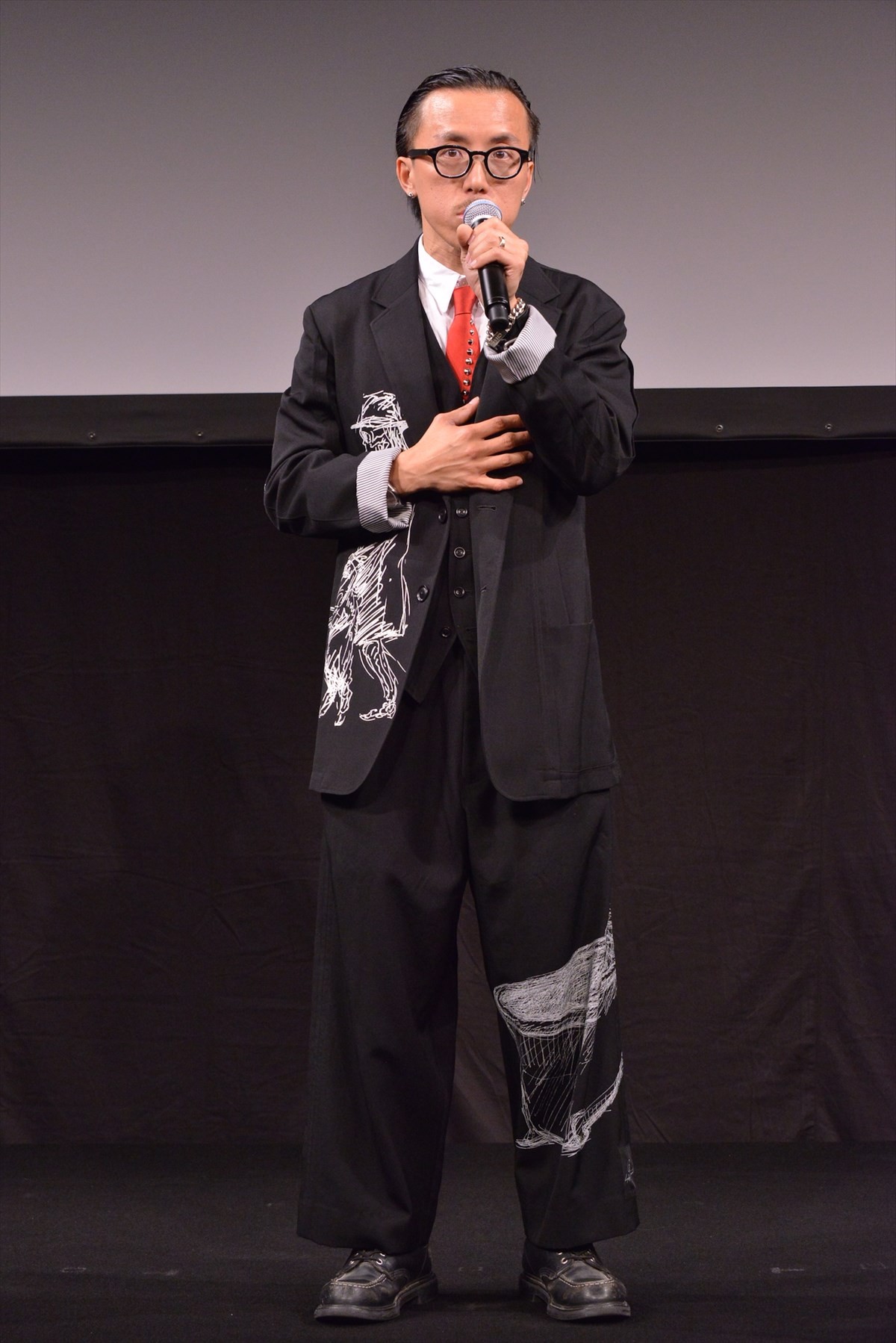 赤西仁、レスリー・キーから「大嫌いだった」と告白されタジタジ