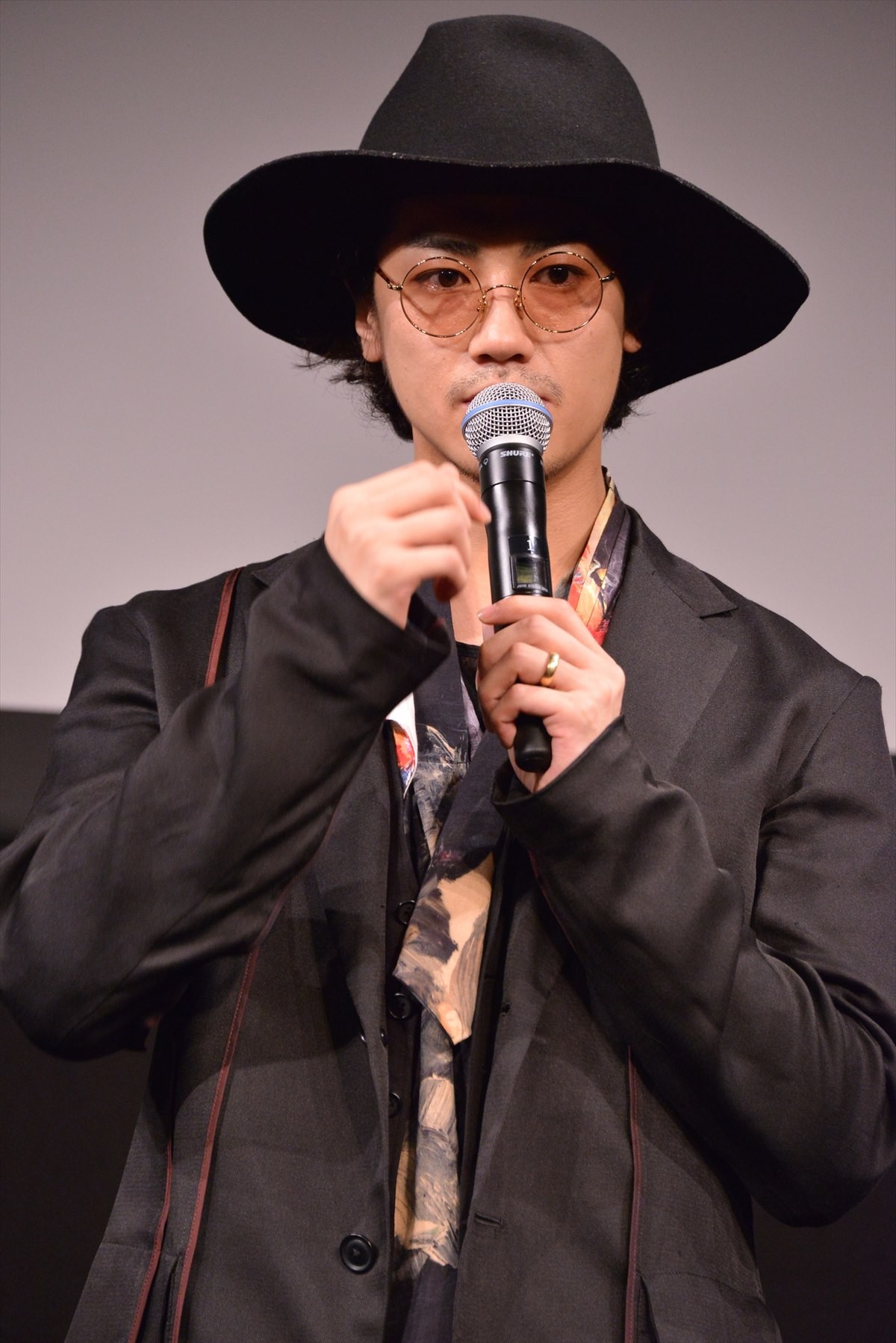 赤西仁、レスリー・キーから「大嫌いだった」と告白されタジタジ