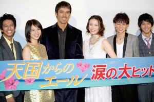 『天国からのエール』初日舞台挨拶の様子