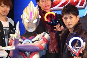 『ウルトラマンオーブ』で主人公・クレナイガイ役を演じる石黒英雄