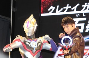 『ウルトラマンオーブ』で主人公・クレナイガイ役を演じる石黒英雄