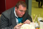 イギリスに住むカップルがマクドナルドで結婚式！