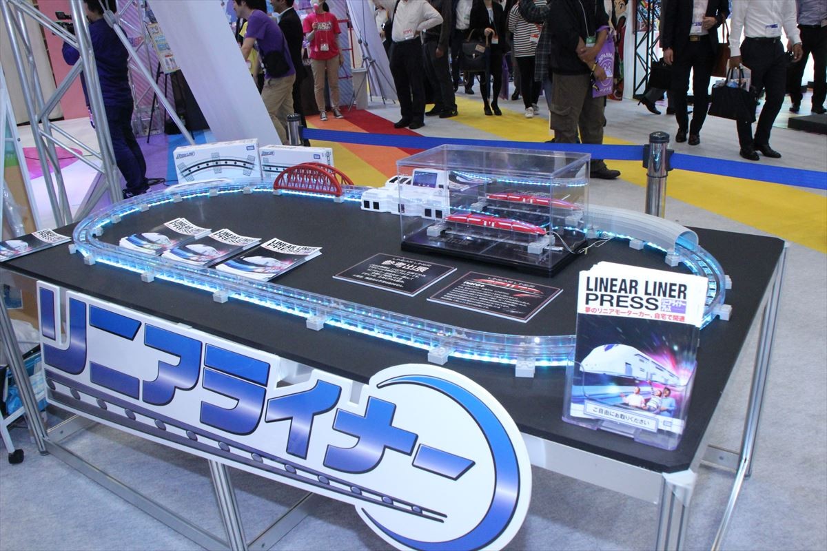 『東京おもちゃショー2016』フォト特集！ゴジラ、SW、仮面ライダー、DB…