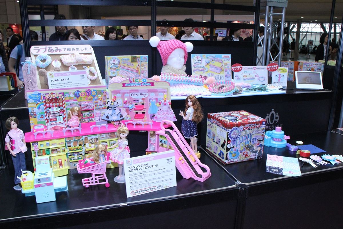 『東京おもちゃショー2016』フォト特集！ゴジラ、SW、仮面ライダー、DB…