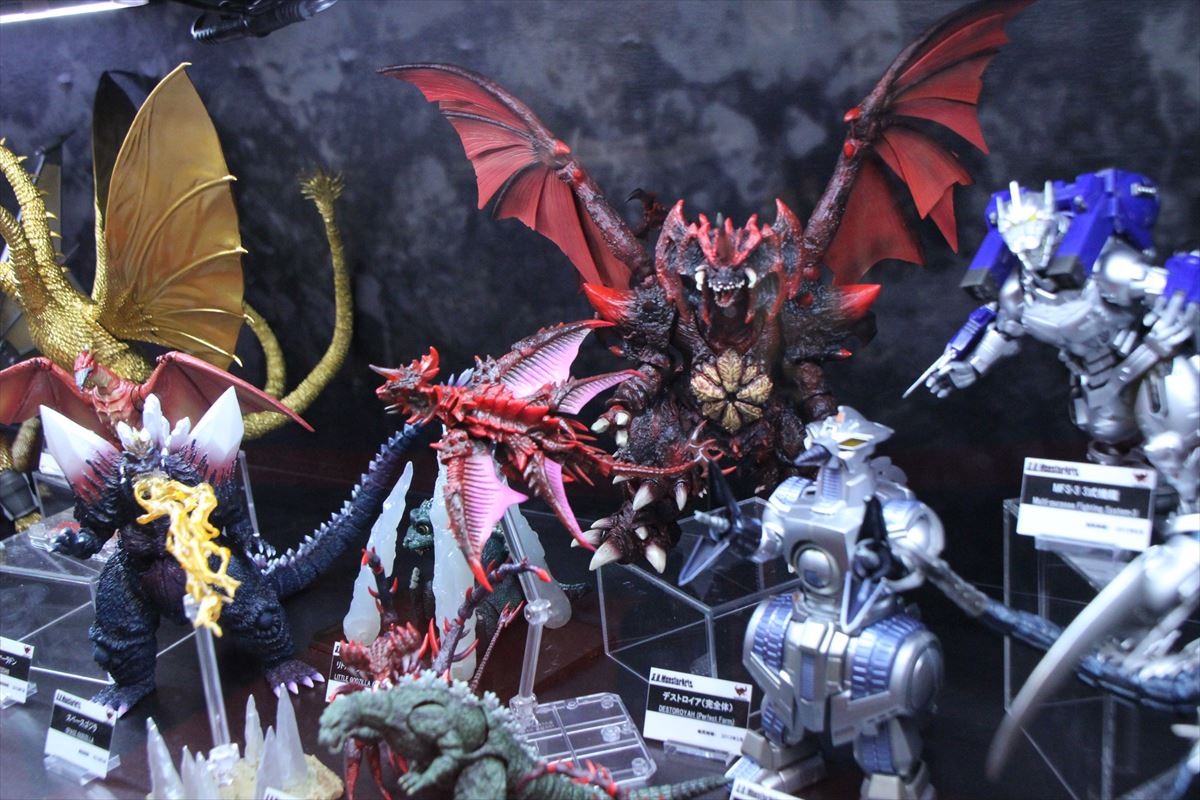 『東京おもちゃショー2016』フォト特集！ゴジラ、SW、仮面ライダー、DB…
