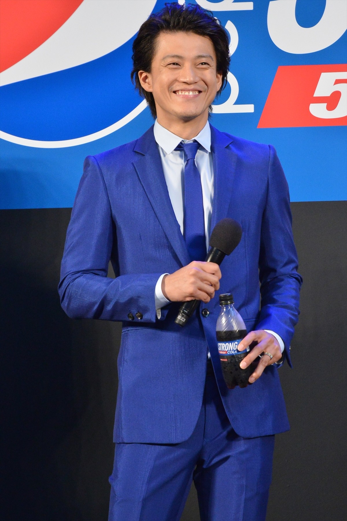 小栗旬、同じ“桃太郎” CMに驚き「自分だけかと思っていた」