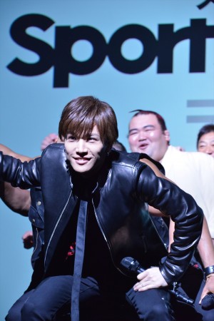 「スポナビライフ」の新CM発表会に登場した岩田剛典