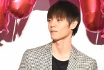 映画『MARS～ただ、君を愛してる～』の初日舞台挨拶に登壇した窪田正孝