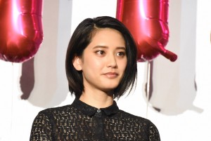 映画『MARS～ただ、君を愛してる～』の初日舞台挨拶に登壇した山崎紘菜