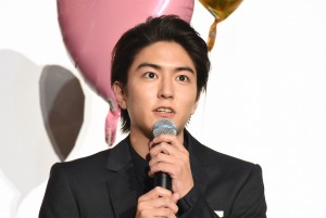 映画『MARS～ただ、君を愛してる～』の初日舞台挨拶に登壇した稲葉友