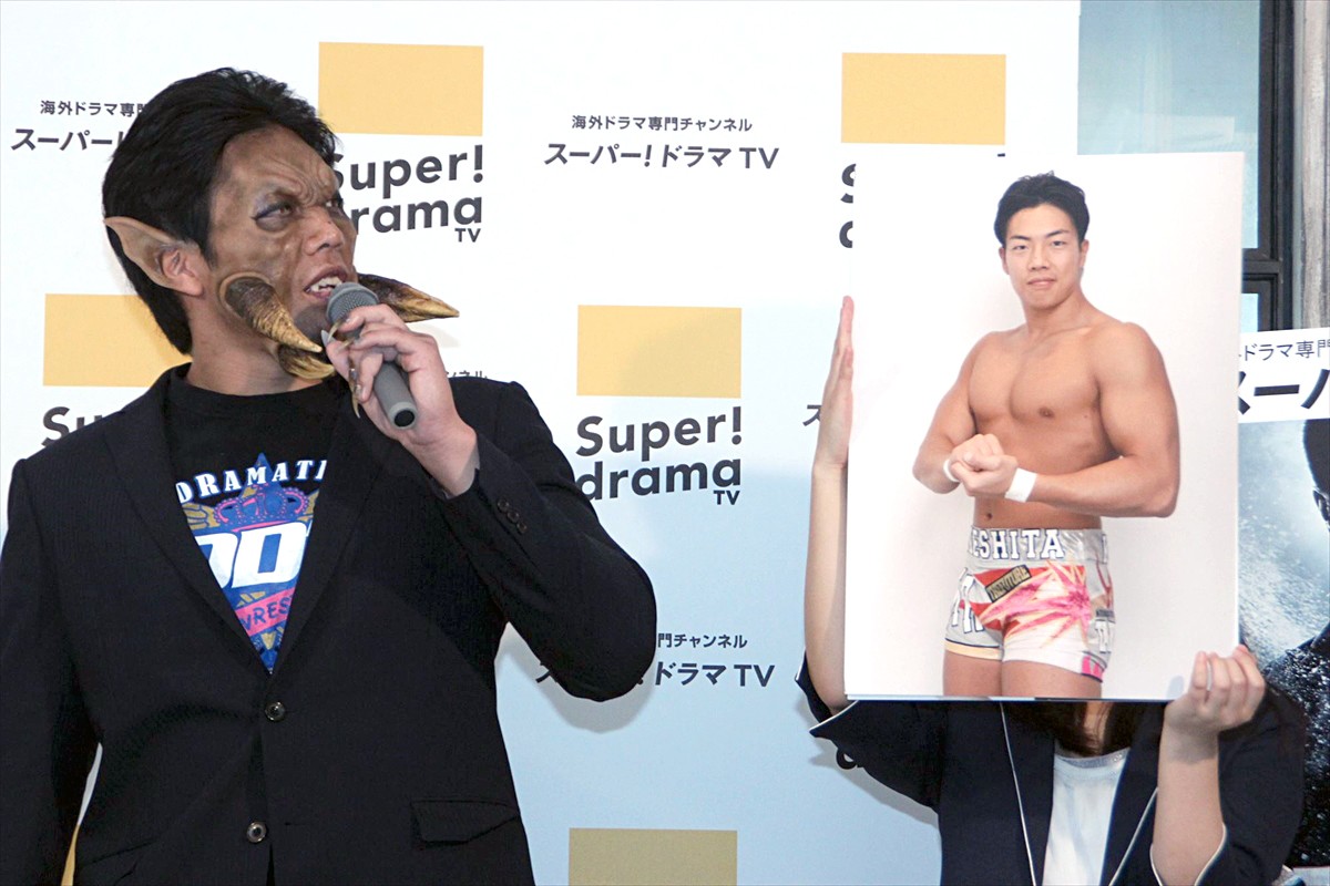 椿鬼奴、モンスターメイクは「肌にフィット」 人気プロレスラーは堂々とトイレに