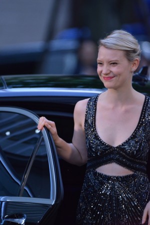 『アリス・イン・ワンダーランド／時間の旅』ジャパン・プレミアに出席したミア・ワシコウスカ