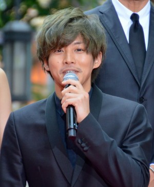 『秘密 THE TOP SECRET』完成披露試写会に登壇した松坂桃李