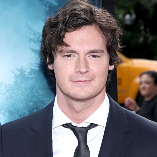 ベンジャミン・ウォーカー、Benjamin Walker