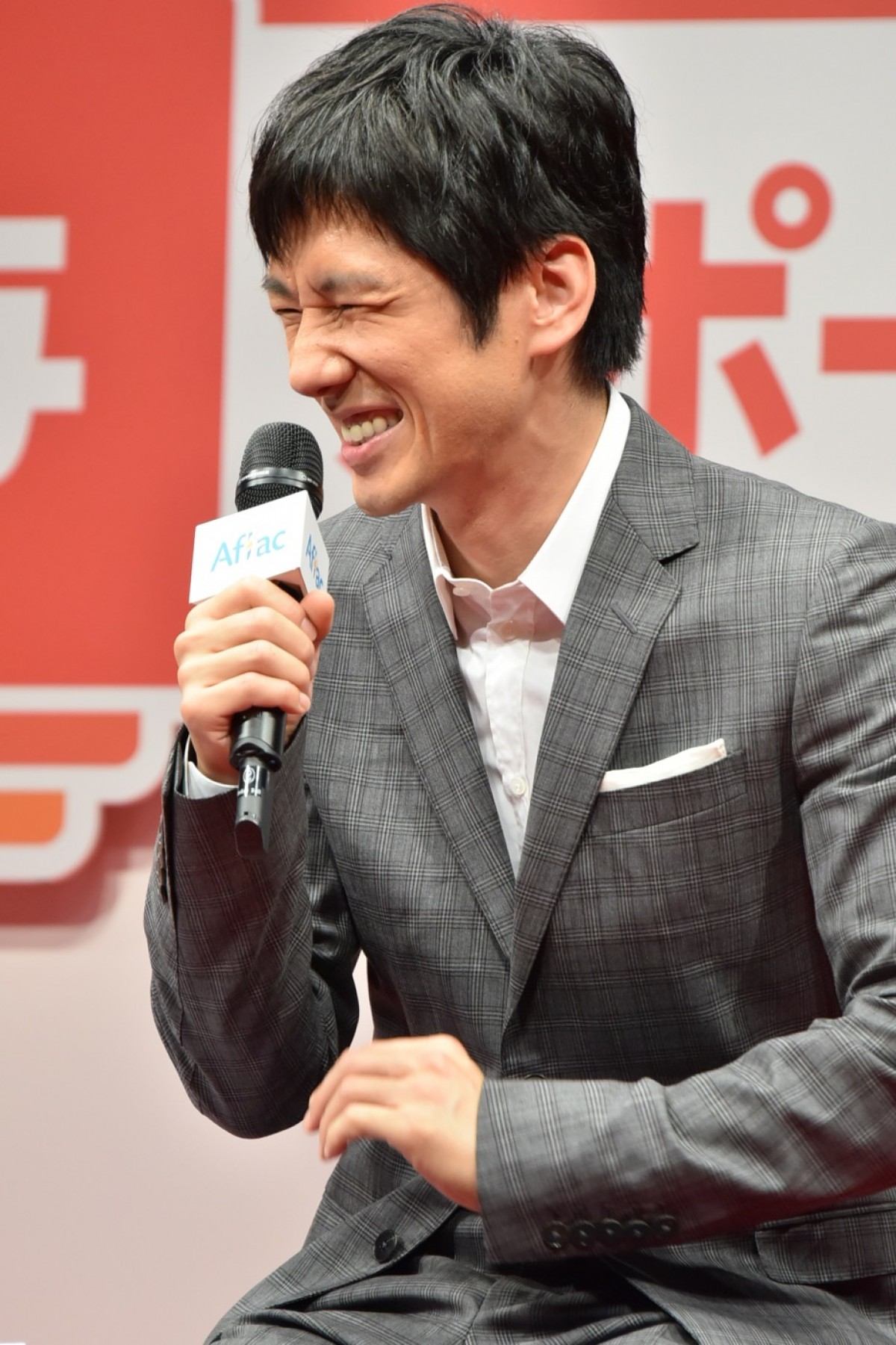 渡辺直美が野獣化、西島秀俊をセクシーダンスで挑発「電話ください」