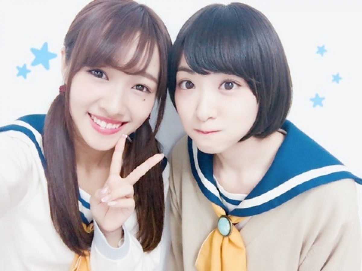 前田希美と生駒里奈、キュートな制服ショット　3日ぶり再会に「会いたかったぁ～」