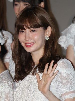 『存在する理由DOCUMENTARY of AKB48』プレミア上映会に登壇した小嶋陽菜