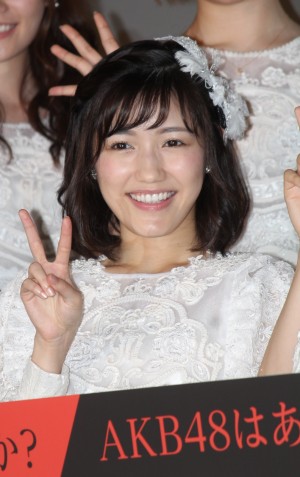 『存在する理由DOCUMENTARY of AKB48』プレミア上映会に登壇した渡辺麻友