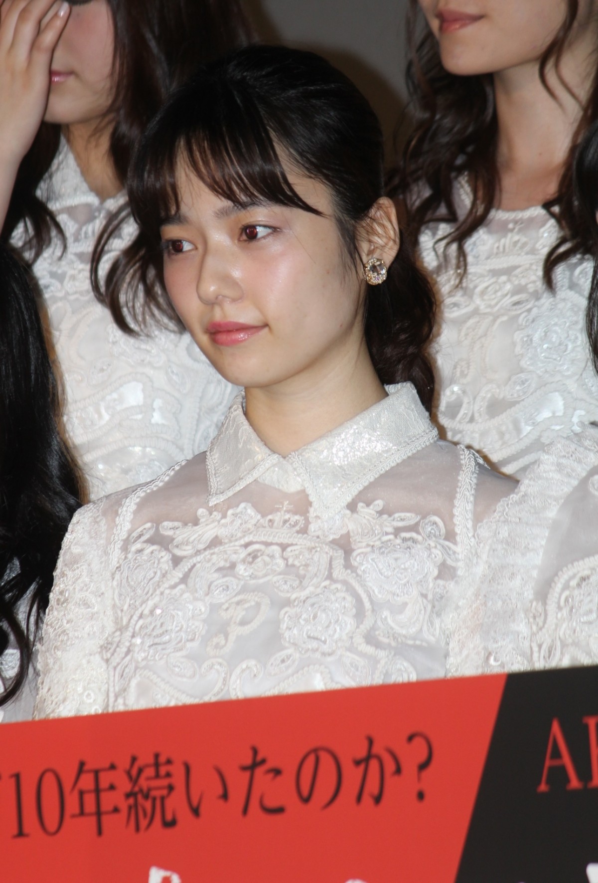 小嶋陽菜、横山由依の“第二章の始まり”発言に異論？「あっちゃん卒業までが第一章」