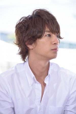 ドラマ『好きな人がいること』記者会見に登壇した三浦翔平