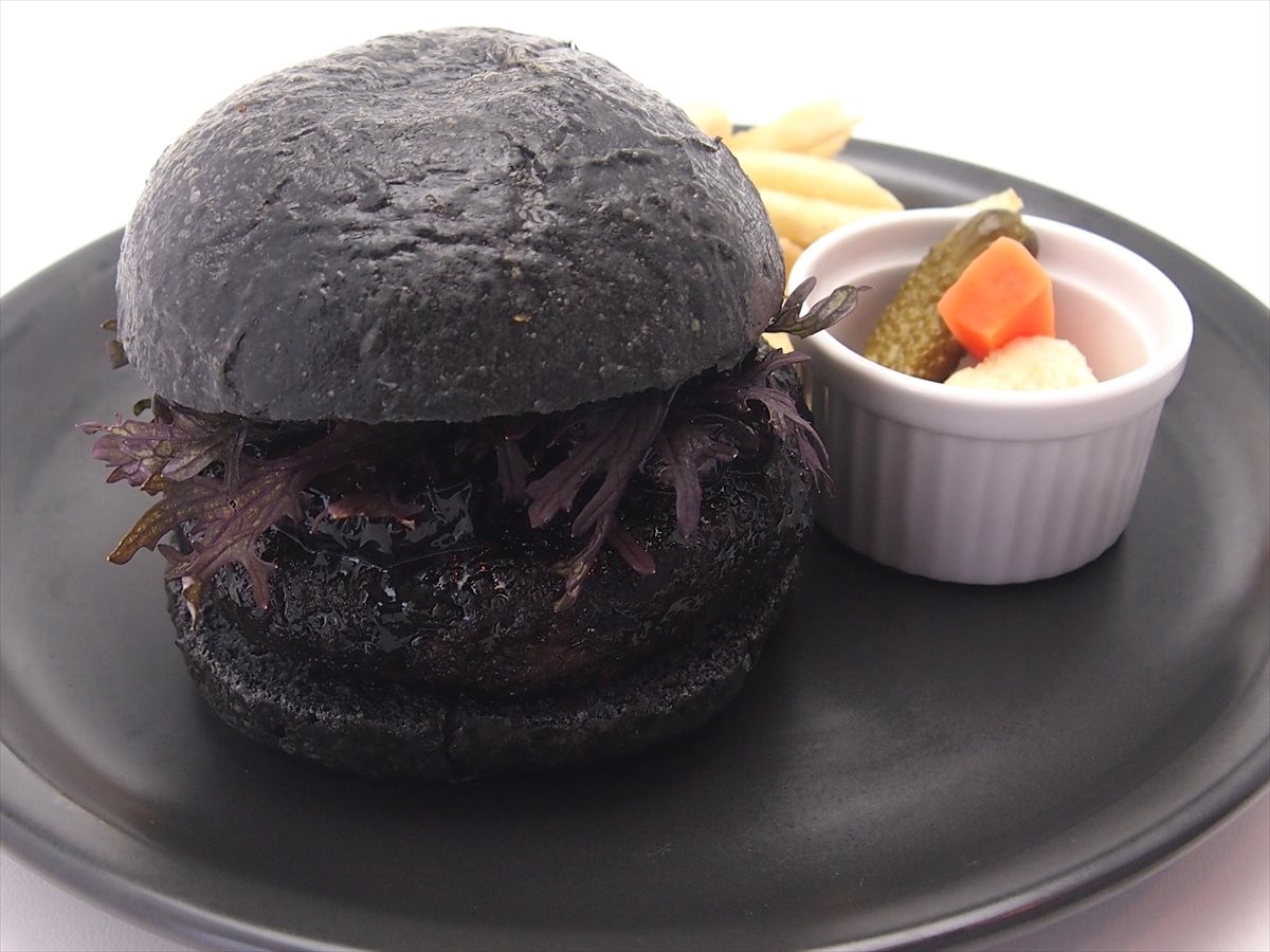 ラピュタの“目玉焼きトースト”が食べられる!?『ジブリ大博覧会』特別メニュー登場