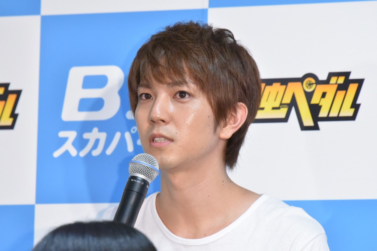 小越勇輝、『弱虫ペダル』リアル“小野田”でしどろもどろ「女性と絡むとドギマギする」