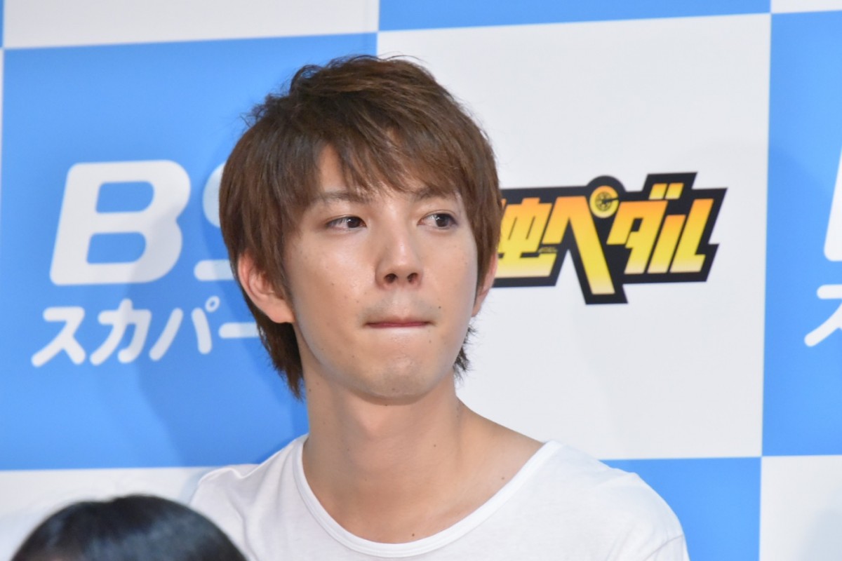 小越勇輝、『弱虫ペダル』リアル“小野田”でしどろもどろ「女性と絡むとドギマギする」