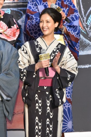 『ONE PIECE FILM GOLD』完成披露会見・舞台挨拶に登場した菜々緒