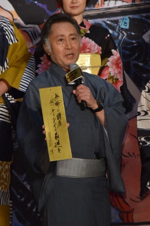 『ONE PIECE FILM GOLD』完成披露会見・舞台挨拶に登場した北大路欣也