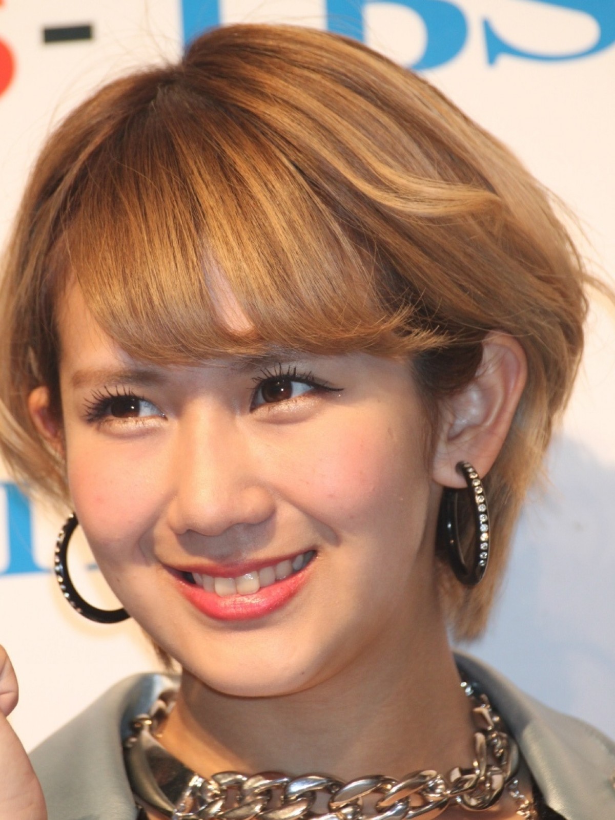 ℃‐ute・岡井千聖、手術の無事成功を報告、ファンからのコメントが「心強かった」