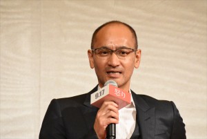 『怒り』完成報告会見に登壇した吉田修一