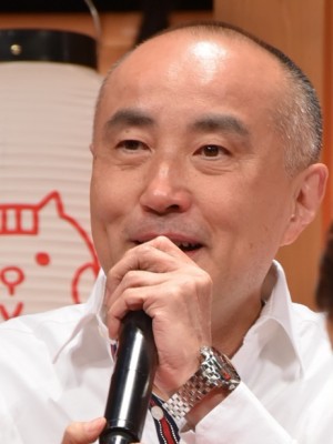 『はじめまして、愛しています。』舞台挨拶に登場した遊川和彦