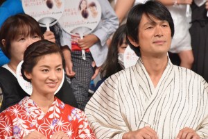 『はじめまして、愛しています。』舞台挨拶に登場した尾野真千子と江口洋介