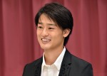 尾崎豊の息子・尾崎裕哉、『音楽の日』でテレビ初歌唱　父の名曲を披露