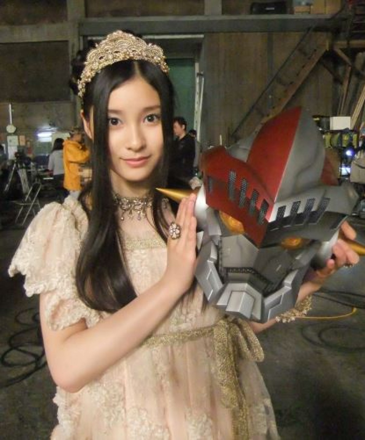 ウルトラヒロインを演じていた10代の土屋太鳳