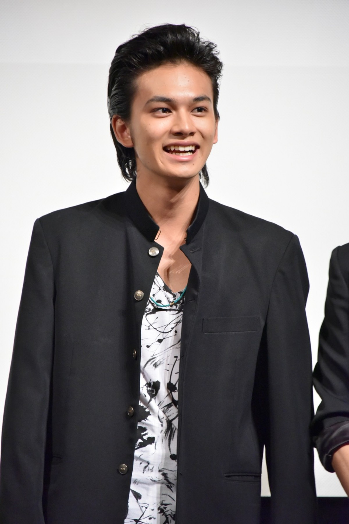 太賀、パンチパーマでも「もっと個性を出していきたい」更なる“個性”求める