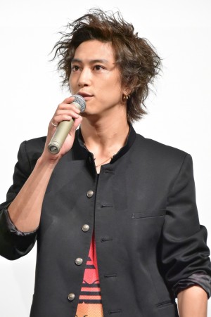 『仰げば尊し』舞台挨拶に登場した佐野岳