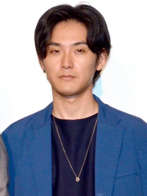 『営業部長 吉良奈津子』完成披露試写会に登壇した松田龍平