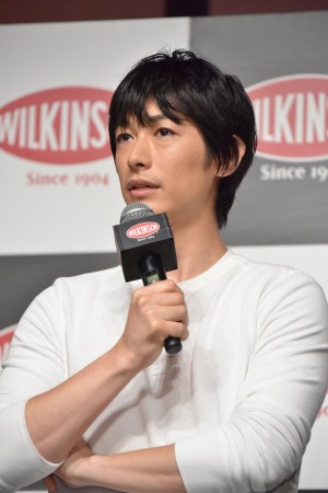 WILKINSON 新商品＆新CM発表会に出席したディーン・フジオカ