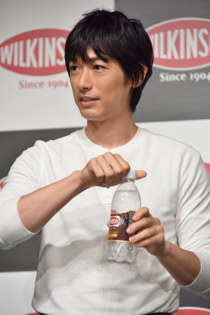 WILKINSON 新商品＆新CM発表会に出席したディーン・フジオカ