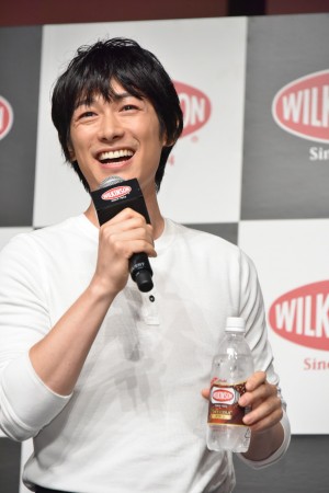 WILKINSON 新商品＆新CM発表会に出席したディーン・フジオカ