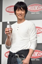 WILKINSON 新商品＆新CM発表会に出席したディーン・フジオカ