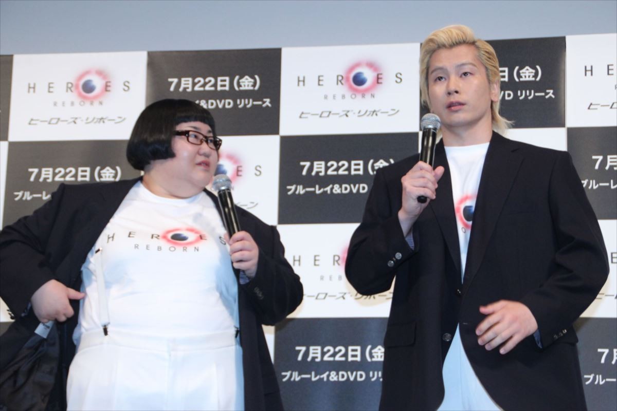 篠原信一、130キロのメイプル超合金・安藤を軽々と“お嫁さん”だっこ